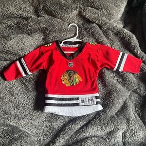 TODDLER’S CHICAGO BLACKHAWKS PATRICK KANE JERSEY